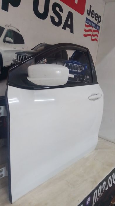 Двері передні ліві (голі) Dodge Dart 13-16 PW7 PX8 68158725AD