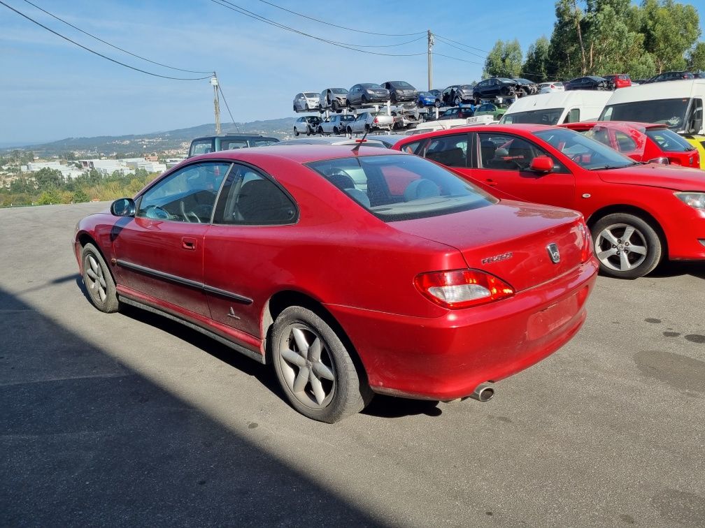 Peugeot 406 Coupé Pininfarina 3.0 V6 24v de 1999 para peças