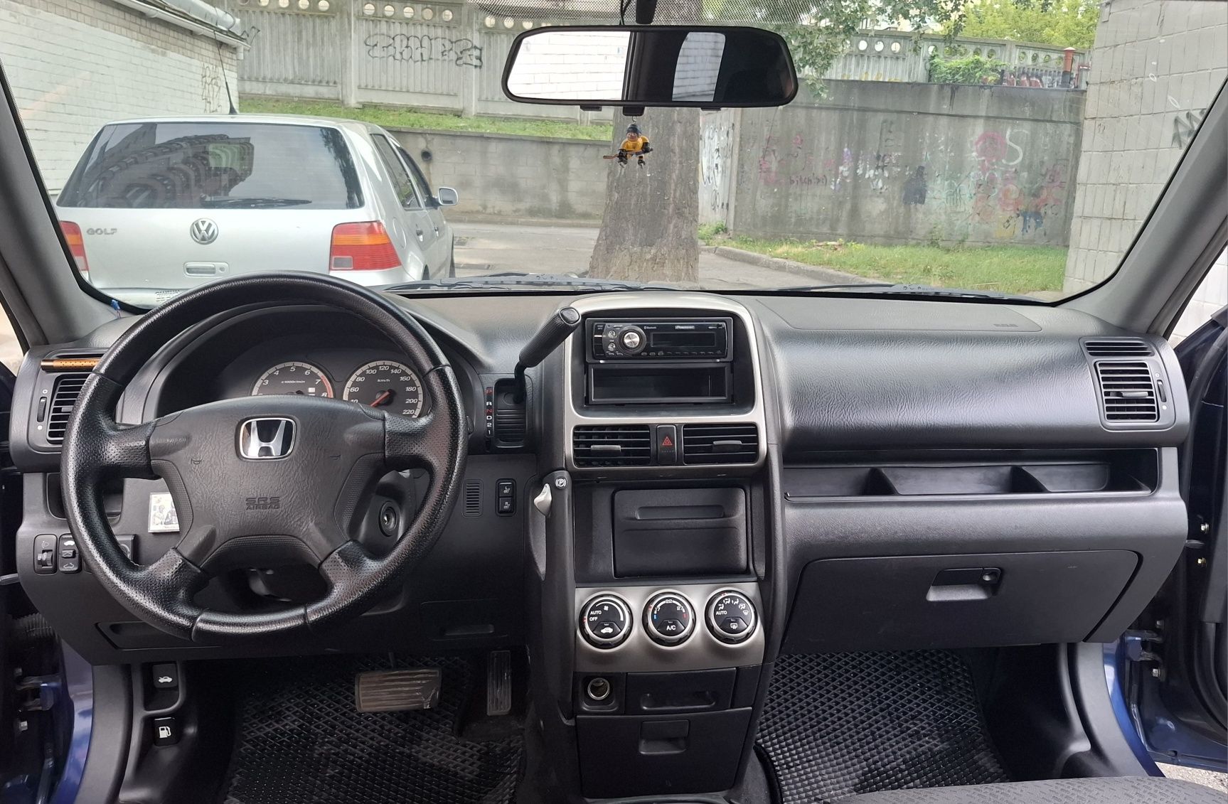 Продам Honda CR-V