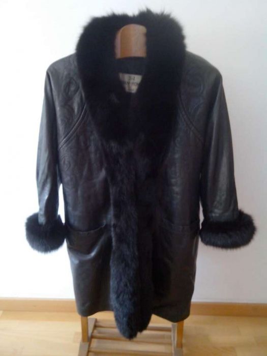 Sam Rone - Casaco em pele e com pelo