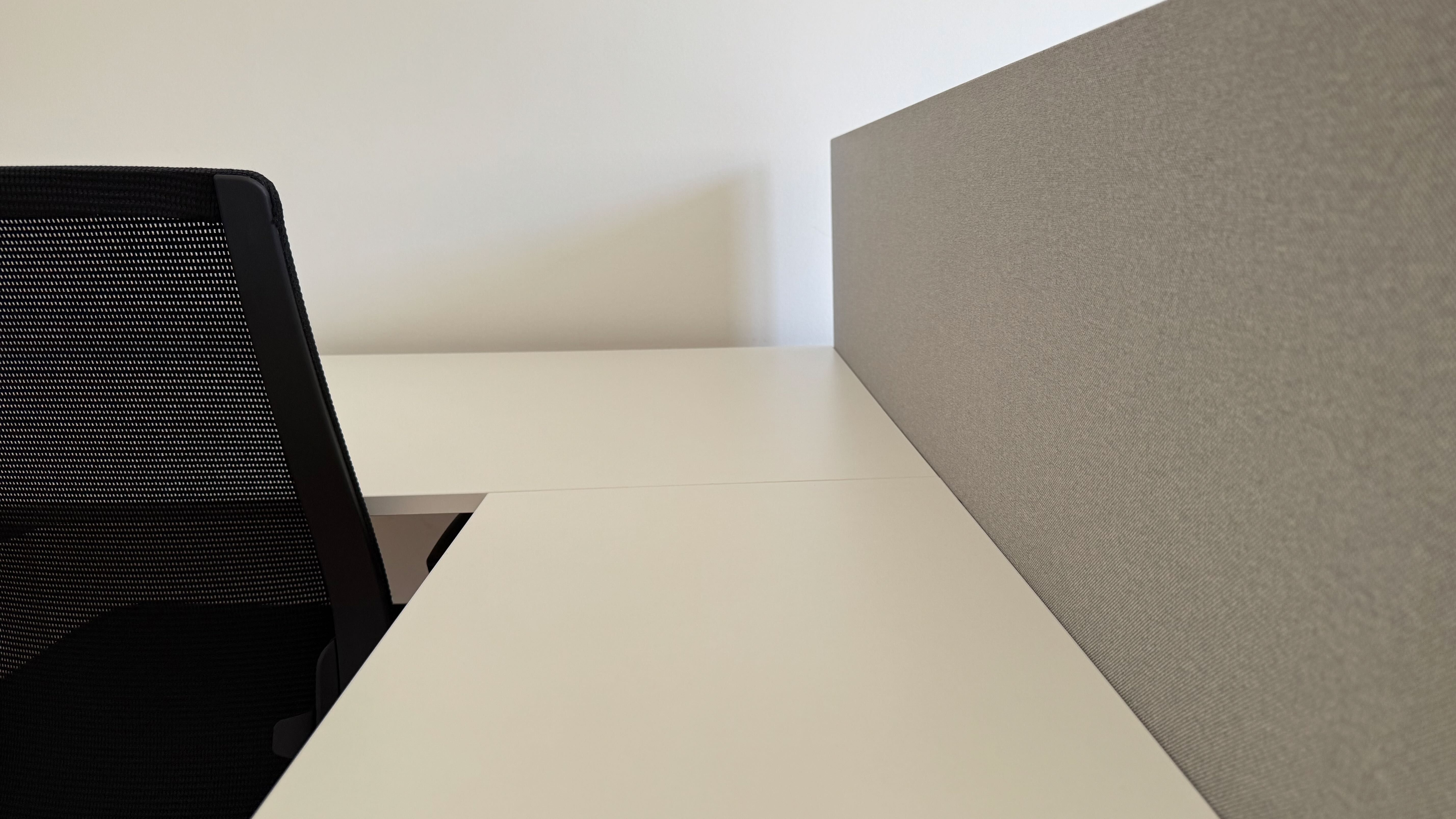 Secretária de Escritório 1,40x0,80m Novas | 10 Unidades disponíveis!