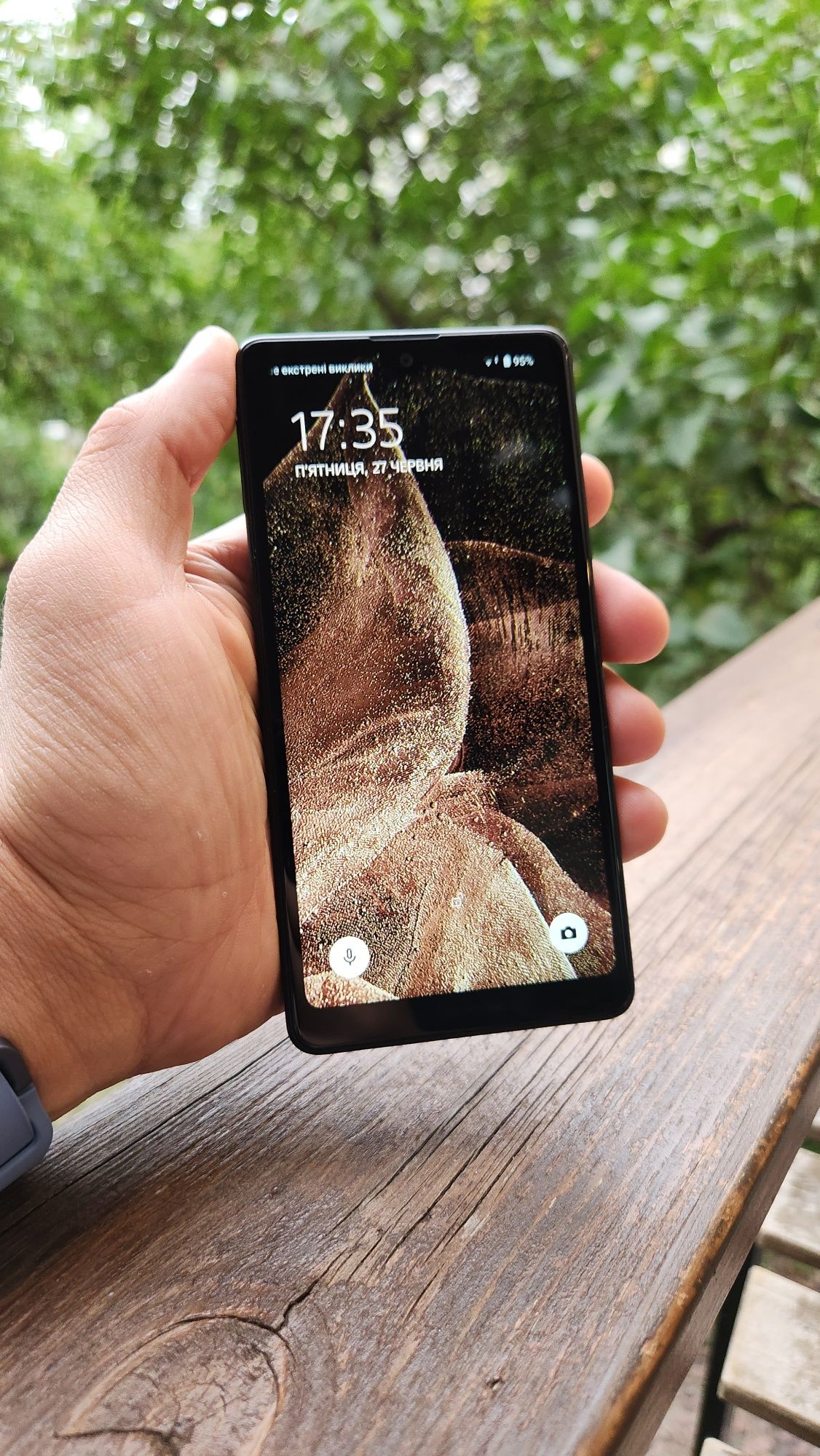 Sony ace 3 black компактний смартфон