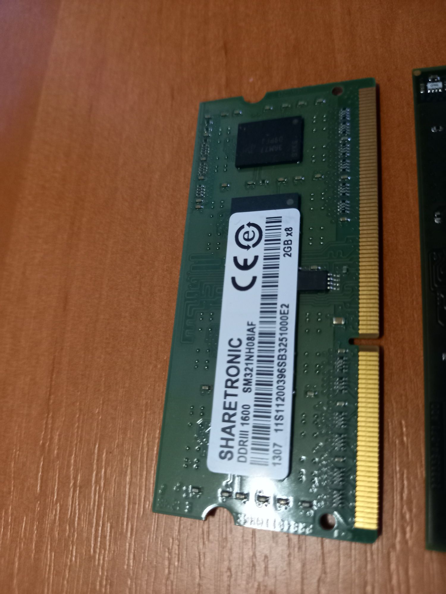 Пам'ять для ноутбука DDR3, по 2 Gb, есть 2 шт