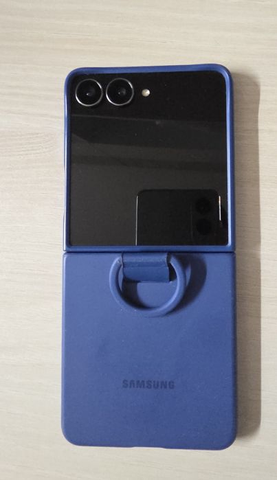 Samsung galaxy z flip 7 512 GB + słuchawki Buds 2 FE