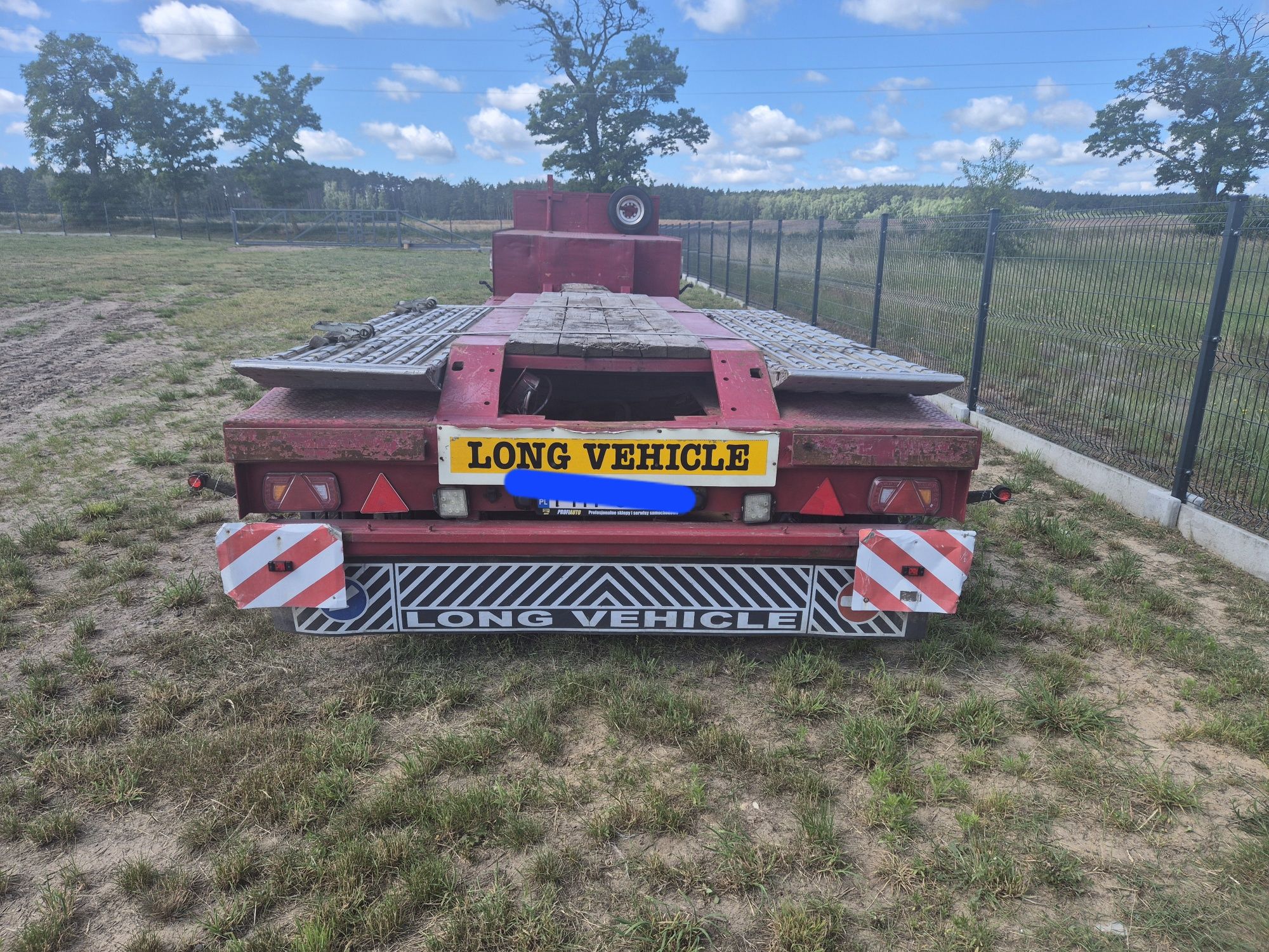 Naczepa niskopodwoziowa GENERAL TRAILERS