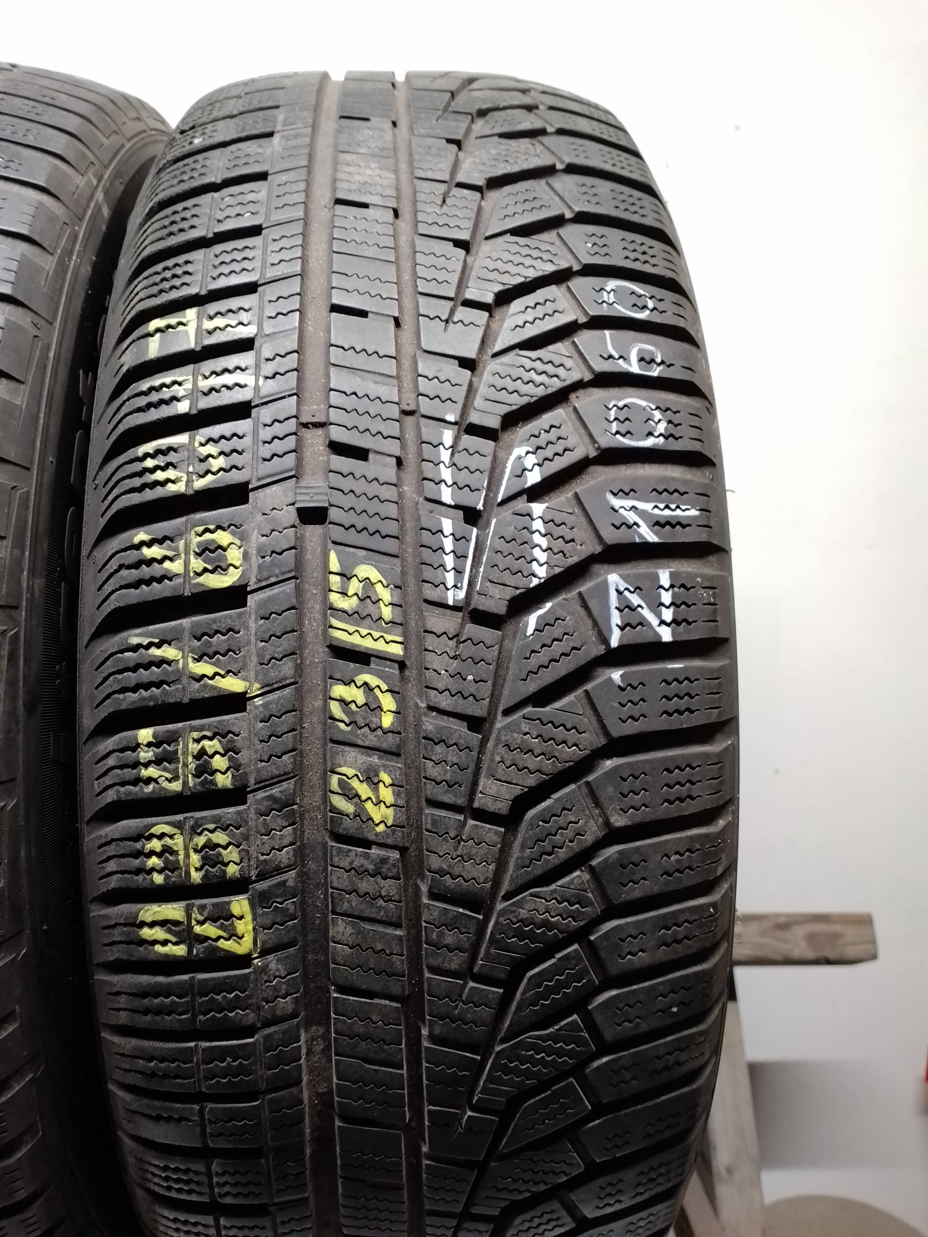 235/60 17 Hankook Winter i*cept evo2 SUV 2315 Obrzycko Z1060