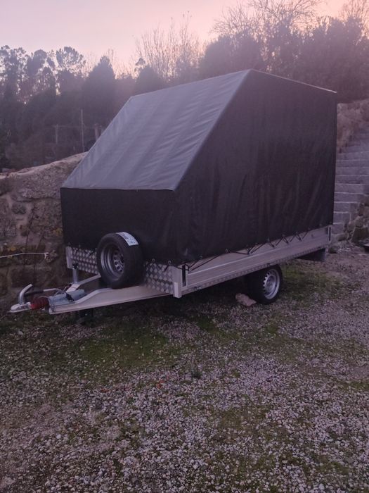 Reboque matriculado 750 kg