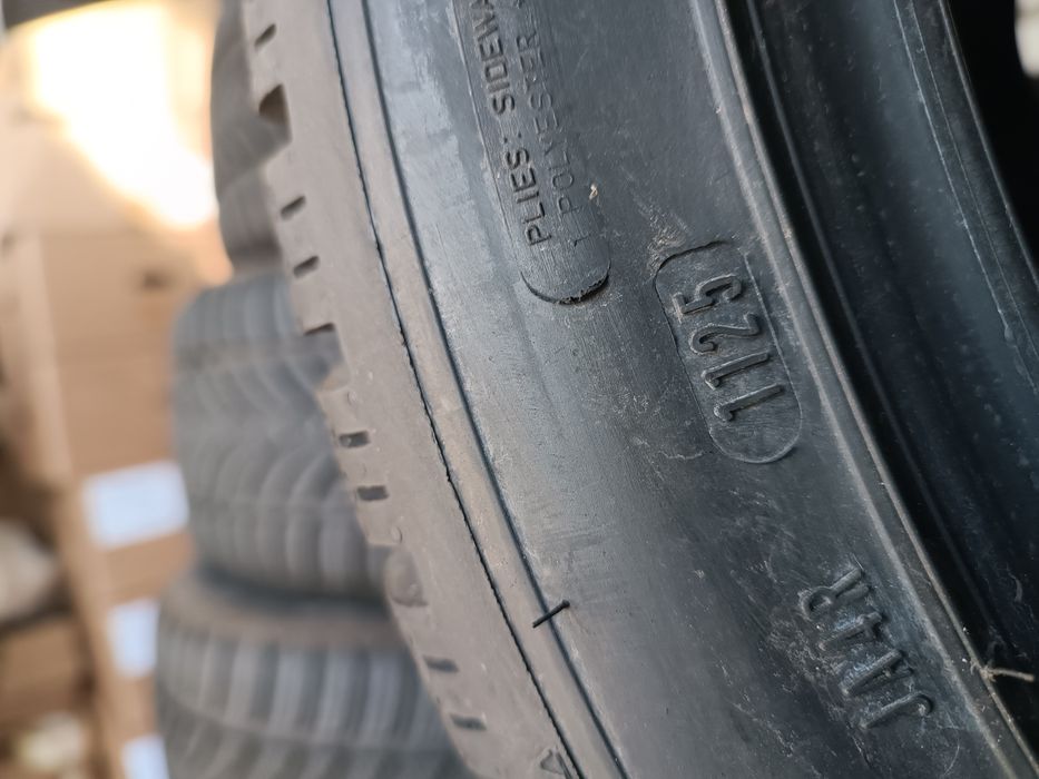 Автошини 235x45r18 Dunlop winter sport 5 нова 2025року не їздила