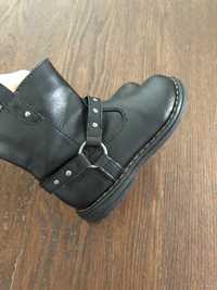Стильные кожаные демисезонные ботинки chicco 23размер, 14 см