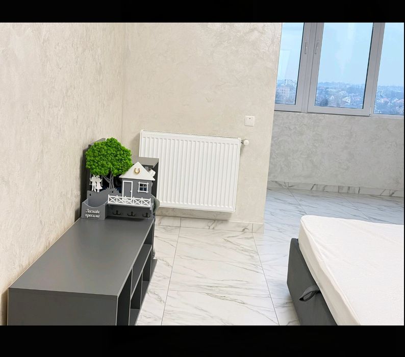 Здається однокімнатна новобудова ЖК Кришталеве Озеро