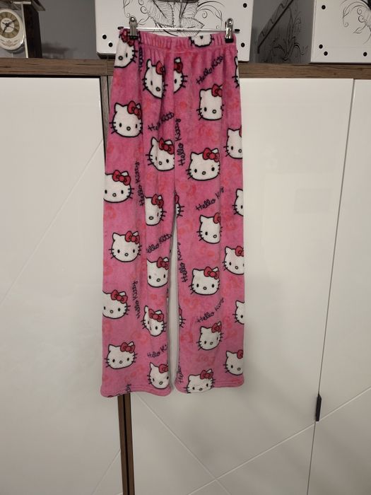 spodnie misiowe hello kitty spodenki dres r 152