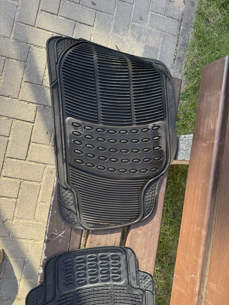Komplet dywaników citroen c4