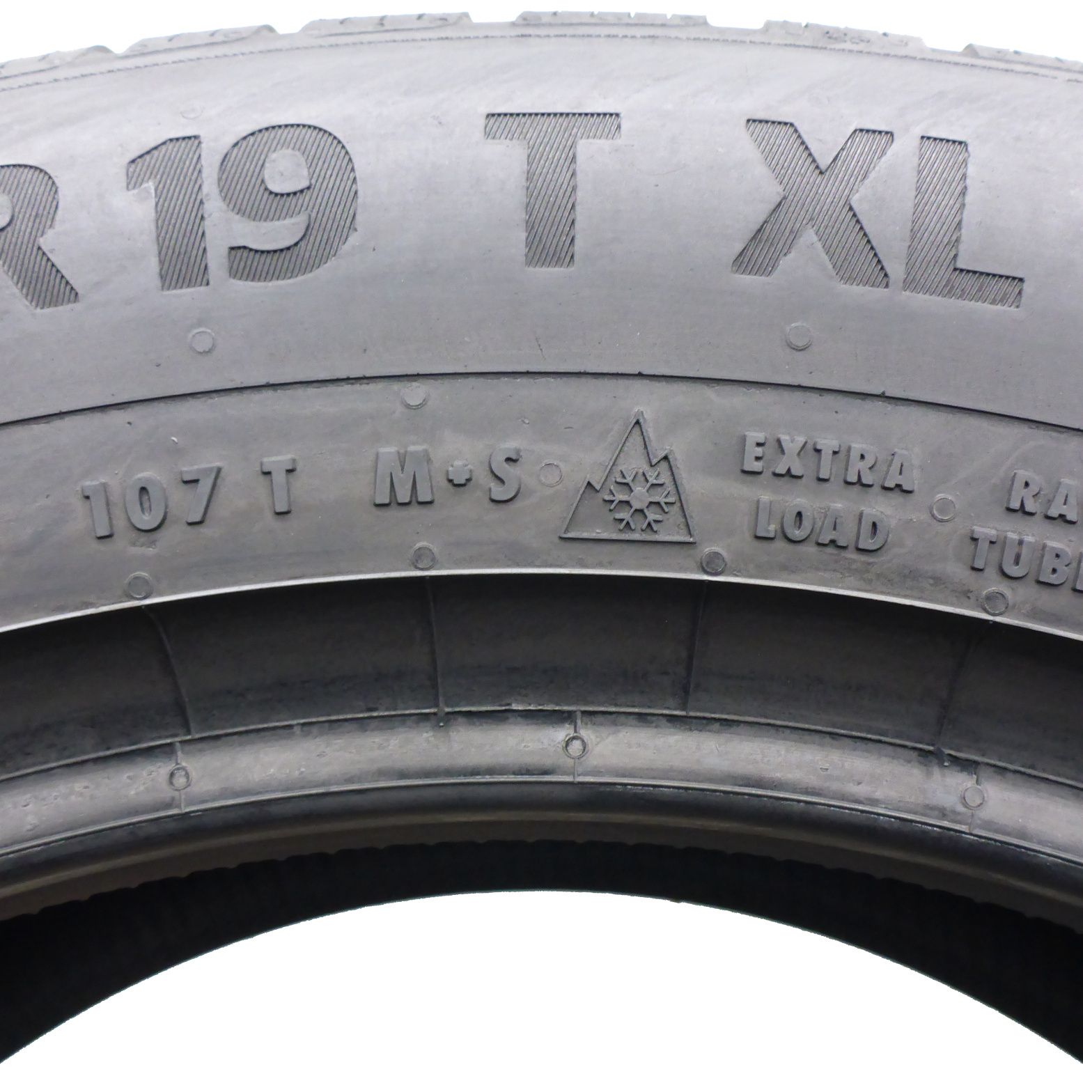 Opony 255/50/19 Continental 255/50R19 107T TS870P zimowe 7,2mm 2022