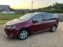 Chrysler Pacifica Touring L Plus