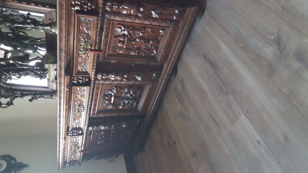 Piękna Stara komoda