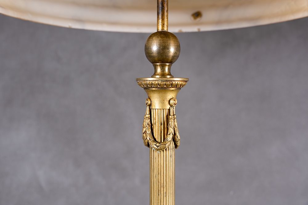 Mosiężna lampa stołowa / biurkowa marmoryzowany klosz lata 30. XX w.