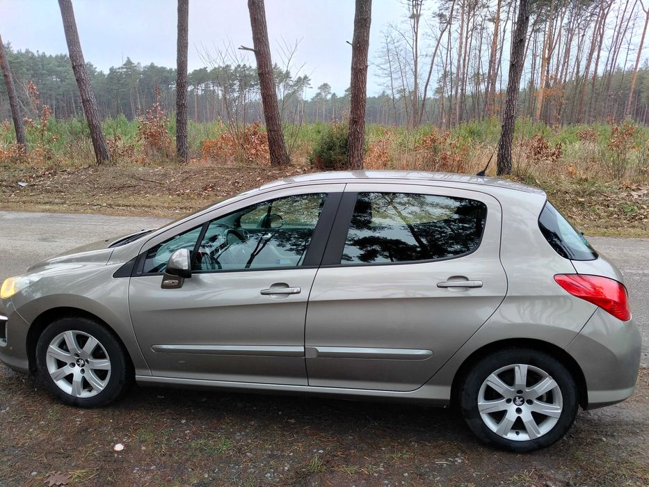 Peugeot 308/LIFT/2011/1.6 B