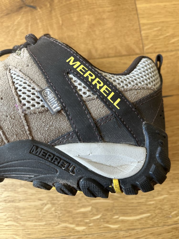 Niskie buty trekkingowe Merrell