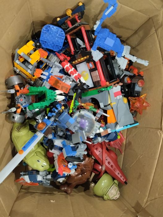 Большая коробка Лего конструктор Lego