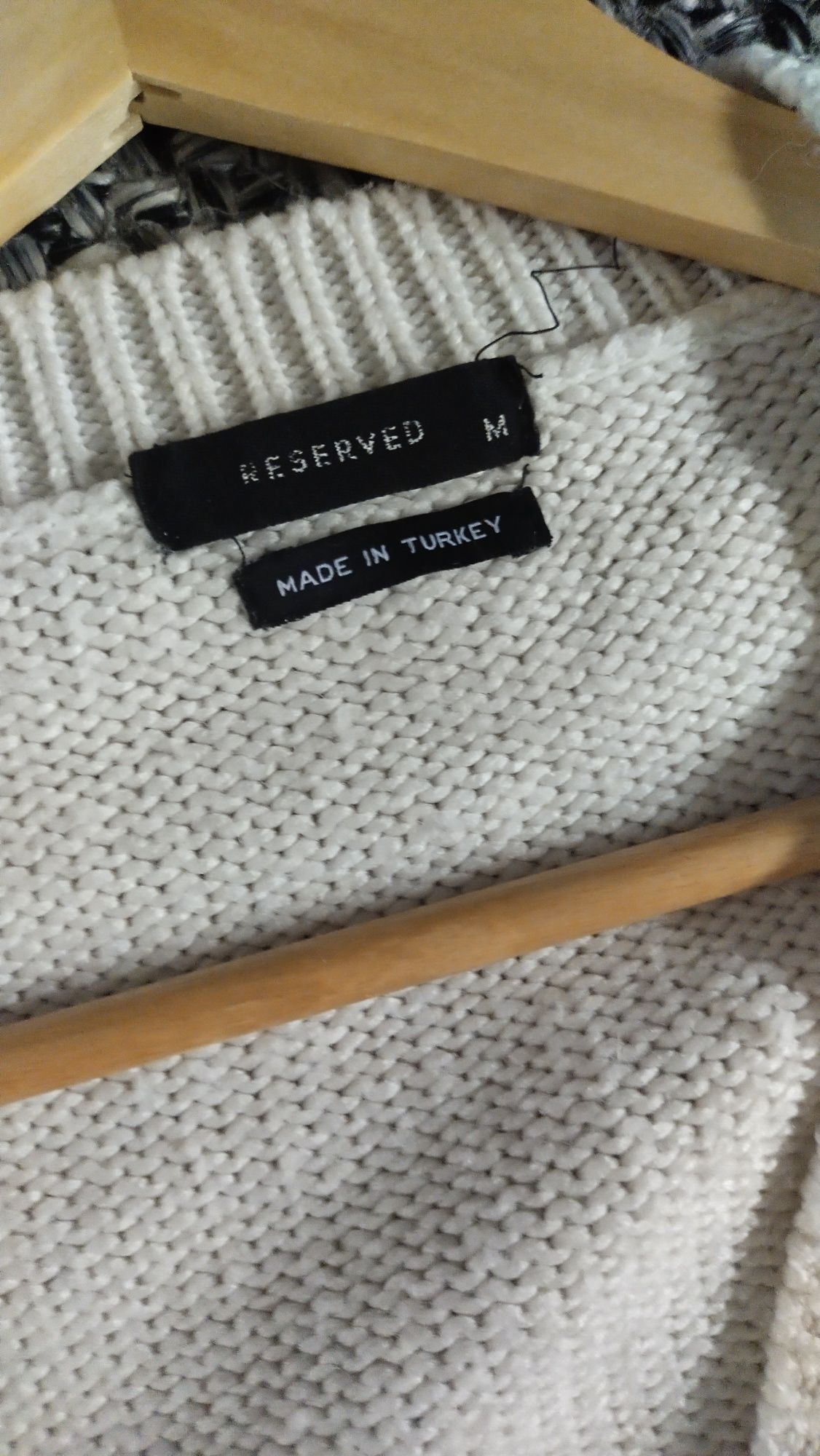Reserved sweter rozmiar M