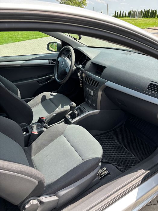 Opel Astra III 1.4 GTC