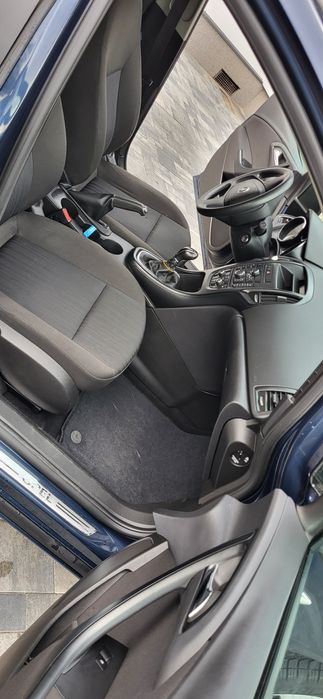 REZERWACJA Opel Astra benzyna