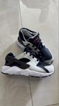 Кросівки Найк оригінал нові nike Air Huarache Run