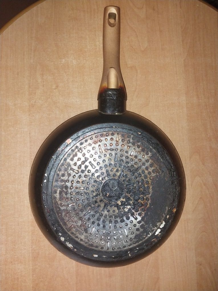 Продам сковородку
