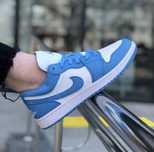 Распродажа на кроссовки Nice Jordan