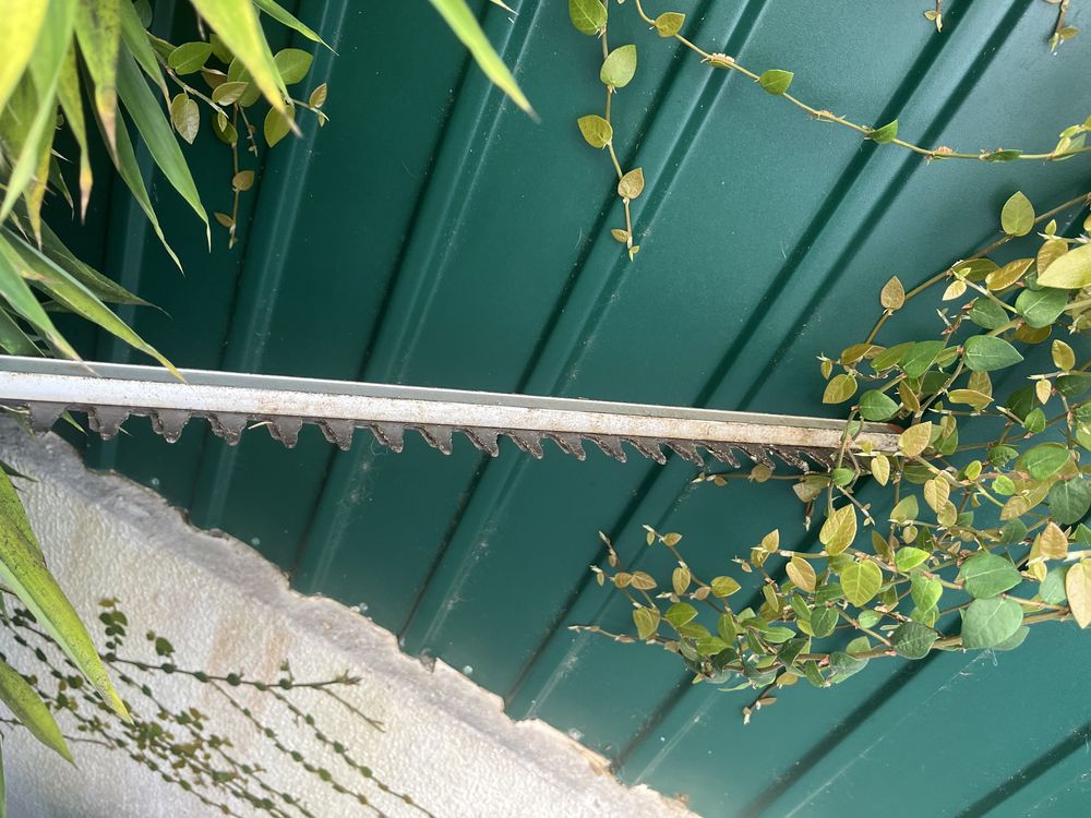 Aparador de Sebes Gardena 18V