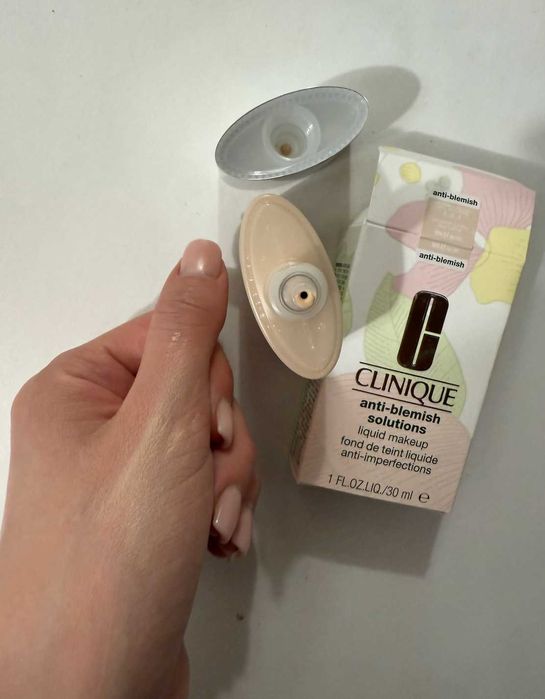 Clinique Anti-Blemish Solutions Foundation WN Flax 30 ml