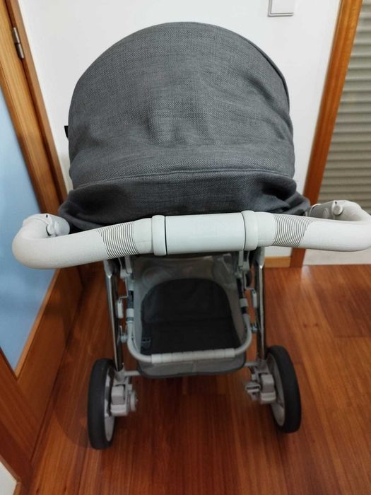 Carrinho Duo bebé (Bebecar)