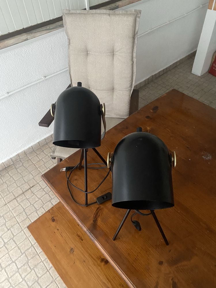 Candeiros ( só vendo o par) não negociável