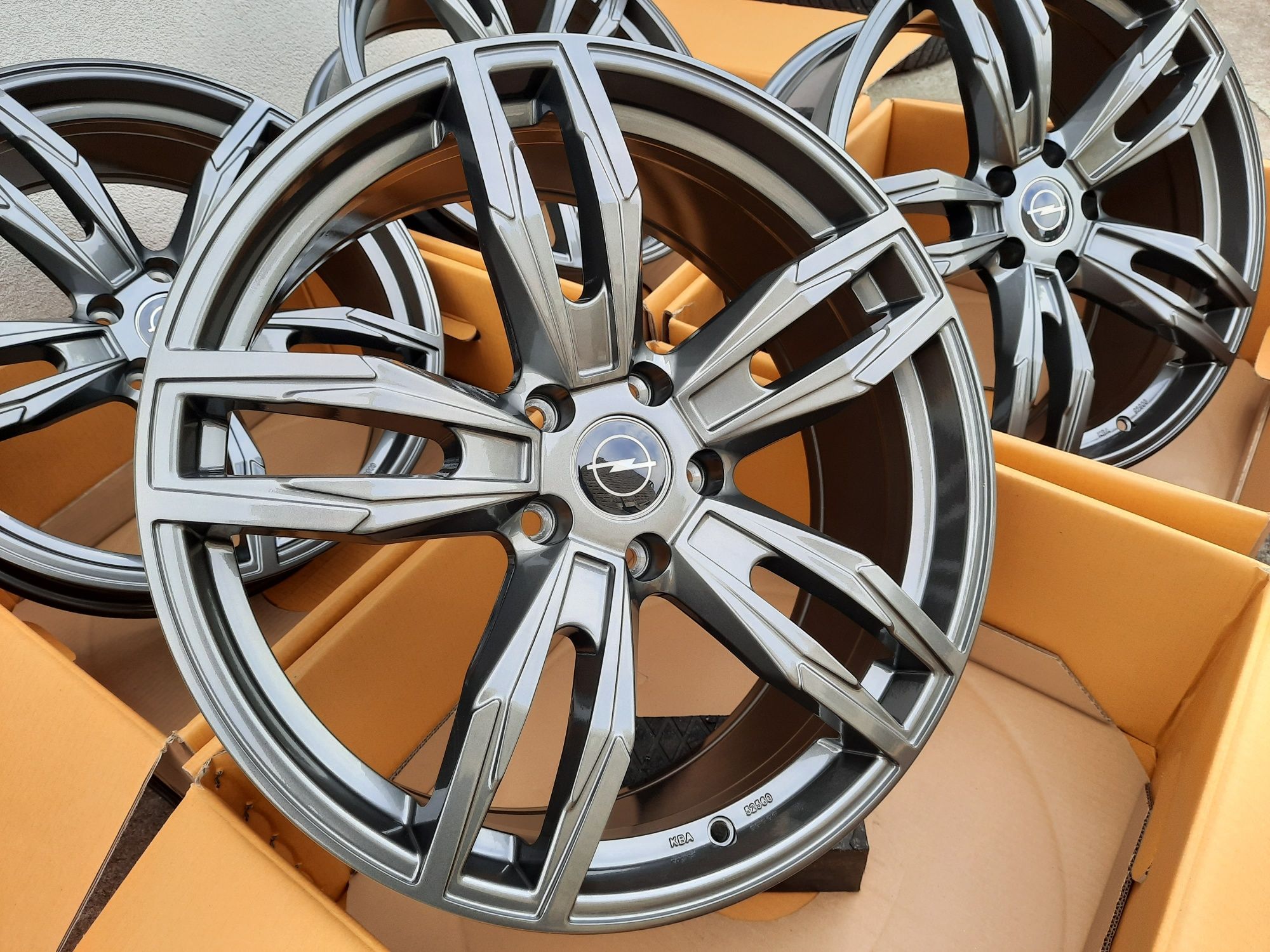 Alufelgi 20 Nowe! Opel Insignia 5x120 8Jx20H2 ET35 OKAZJA!