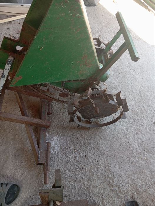 Картоплесажалка мб