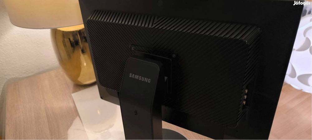 Monitor Samsung Syncmaster 215TW