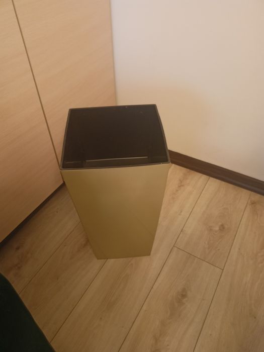 Donica na kwiaty, duża z wkładem, jasny beż