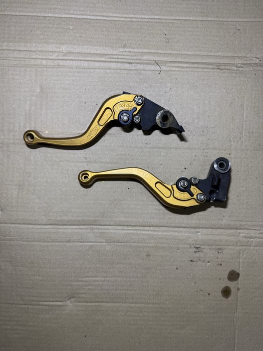 Tarcze hamulcowe zaciski zbiorniczek sety yamaha r1 rn12 04-06