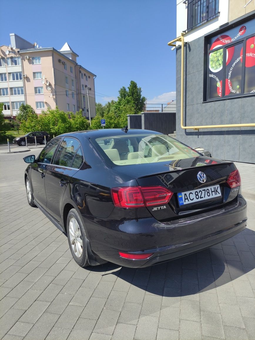 Volkswagen Jetta Hybrid 2013