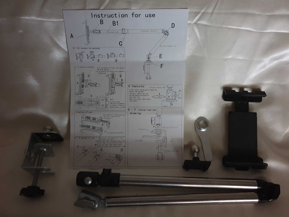 Para Smartphones / Tablets --- Suporte Metálico Robusto Articulado