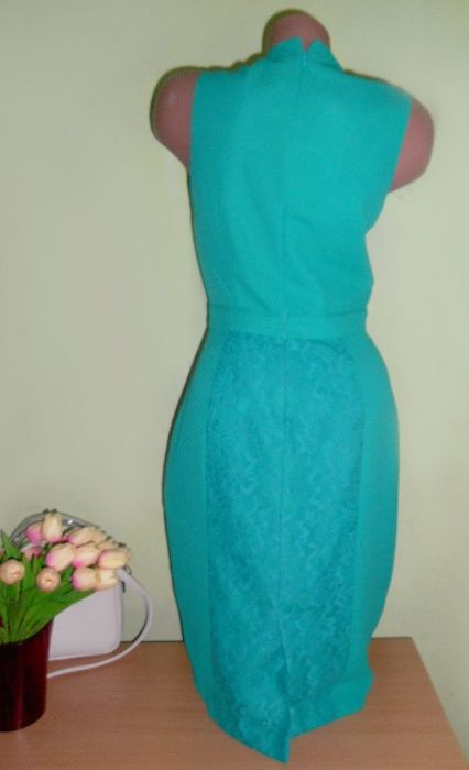 Нарядна сукня 44 р. футляр Асос зелене з гіпюром