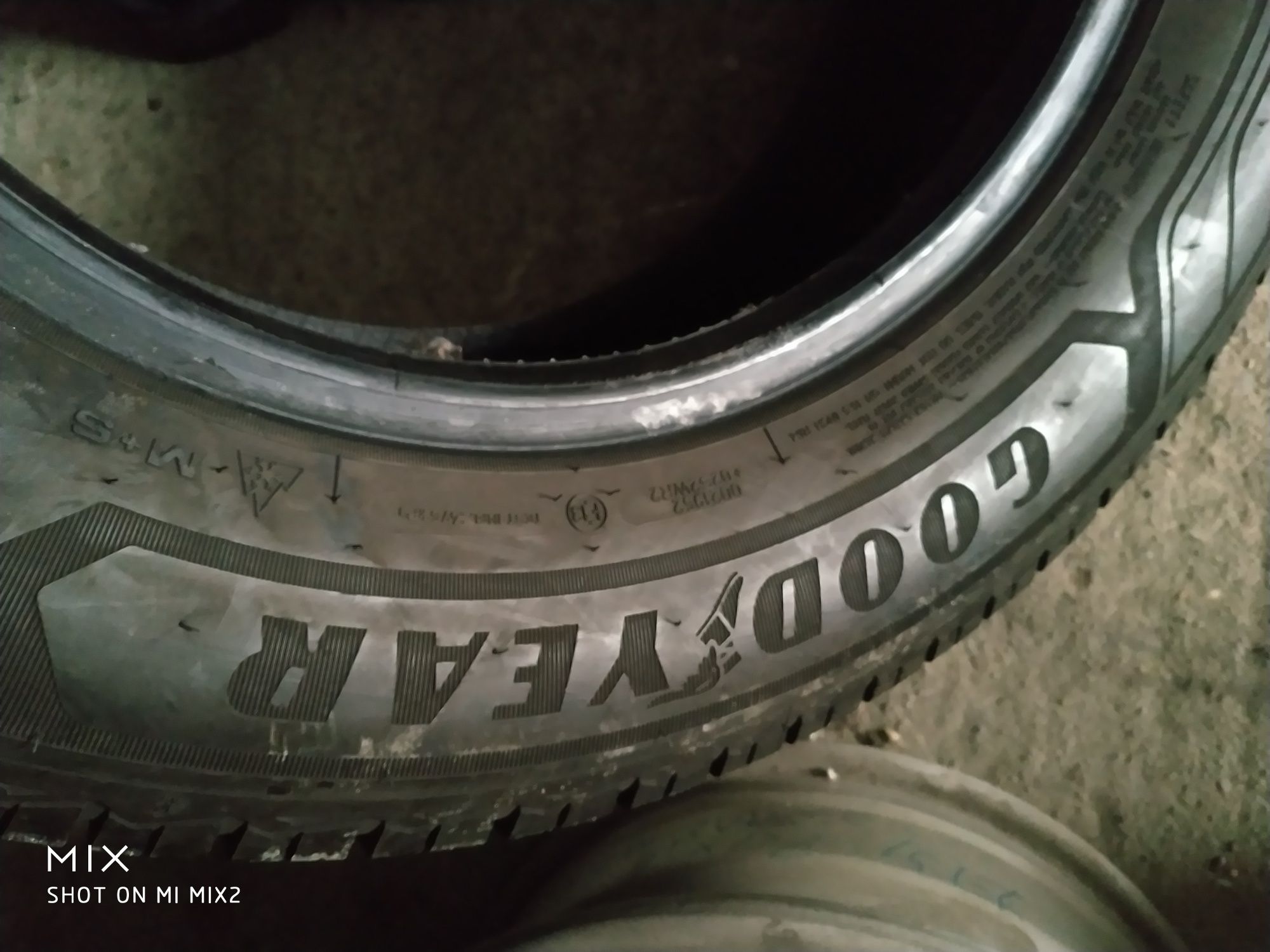 Opony całoroczne Goodyear 215/65 r16C dot 2019  7mm dostawcze 16 C