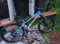 Mondraker Superfoxy L 2023/24 REZERWACJA