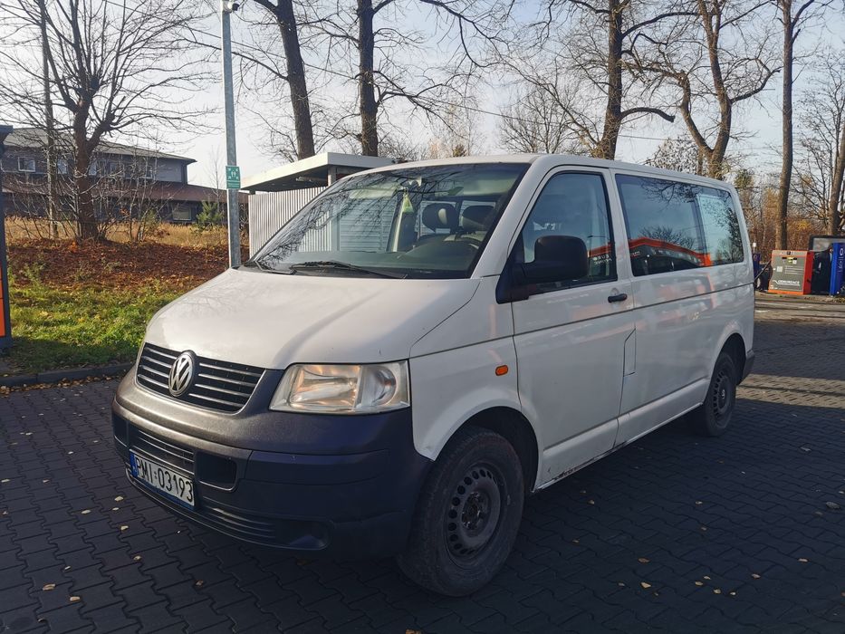 VW t5 1.9TDI 9osobowy 2005r
