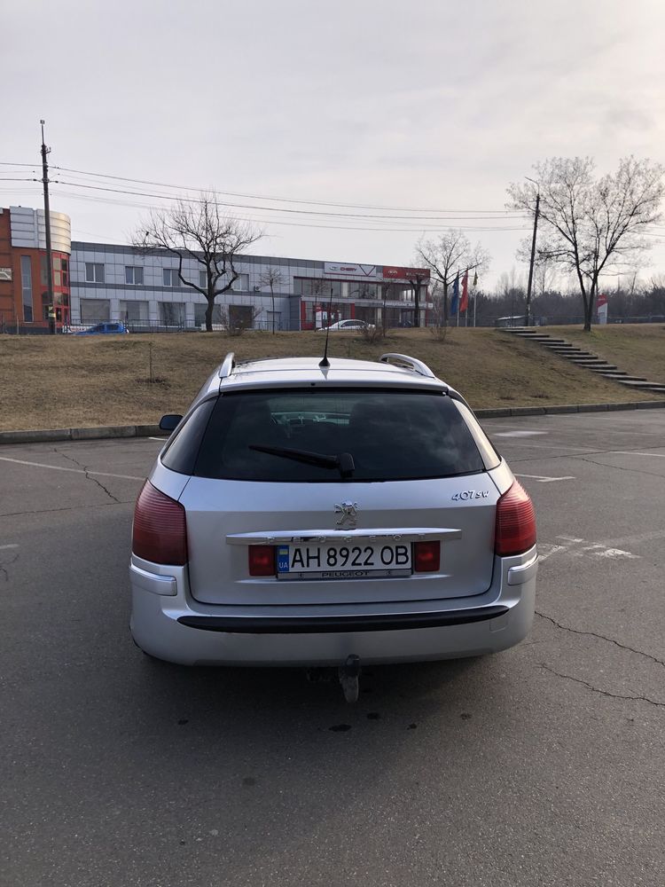 Авто Peugeot 407 SW