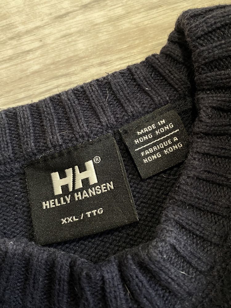 Светр від Helly Hansen