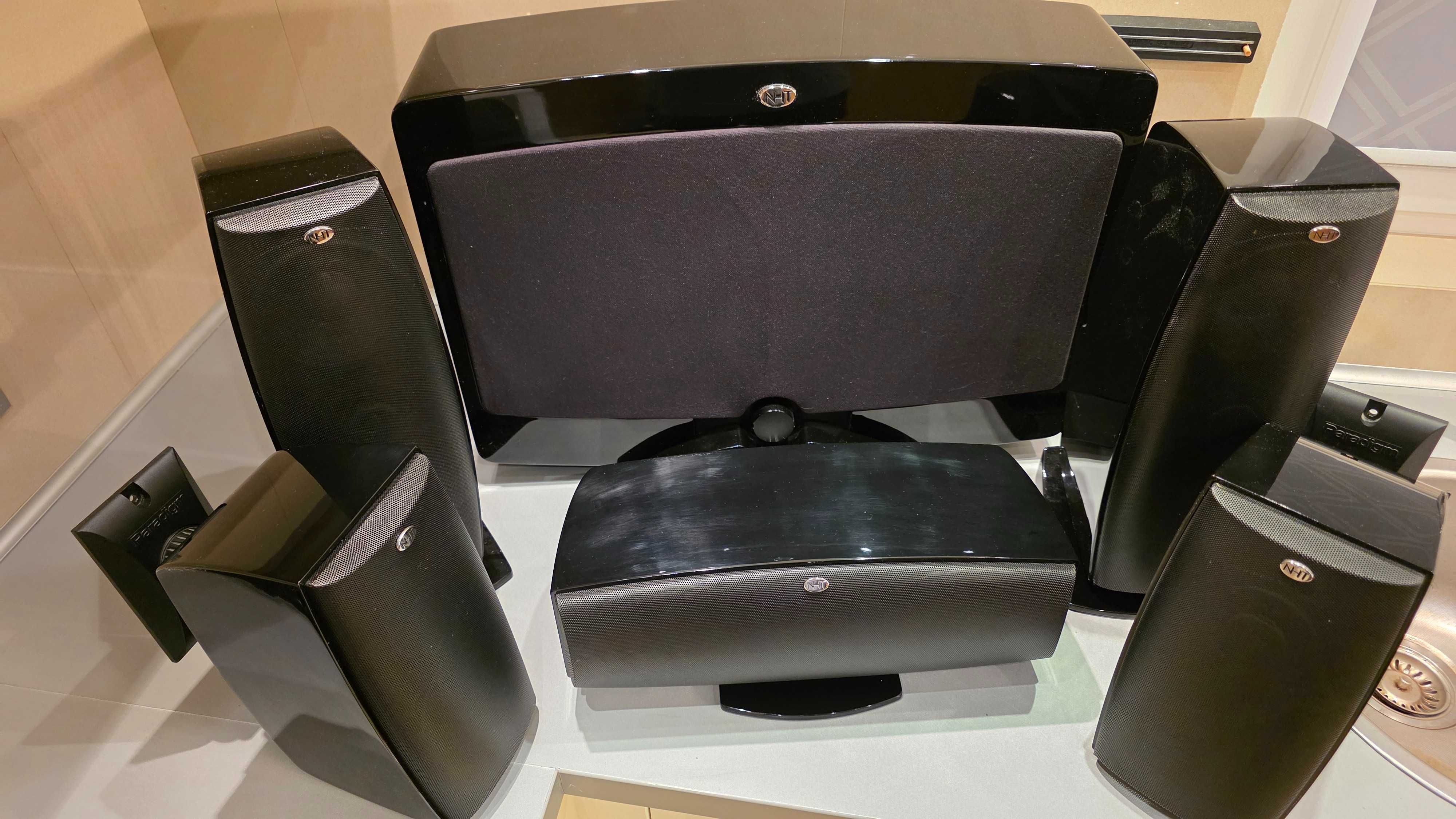 Amplituner kina domowego Onkyo TX-NR905 – Hi-End Audio/Video 7.1