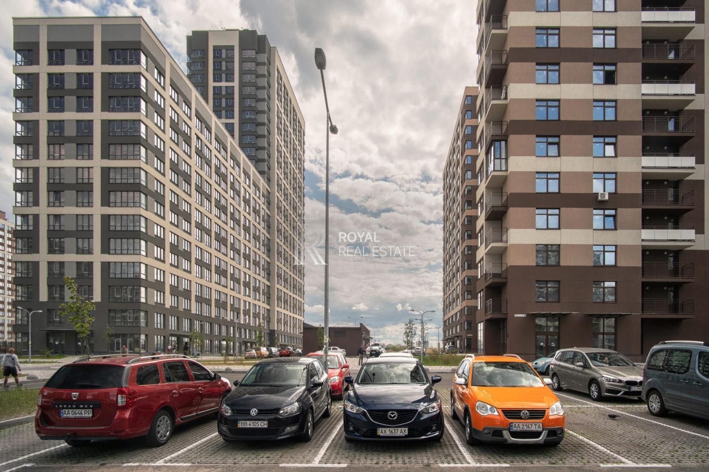 Продажа квартиры Киев 3к 95м2 ЖК Варшавский-2 Подольский Виноградарь