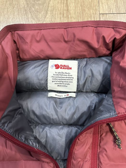 Куртка пуховик fjallraven (торг)
