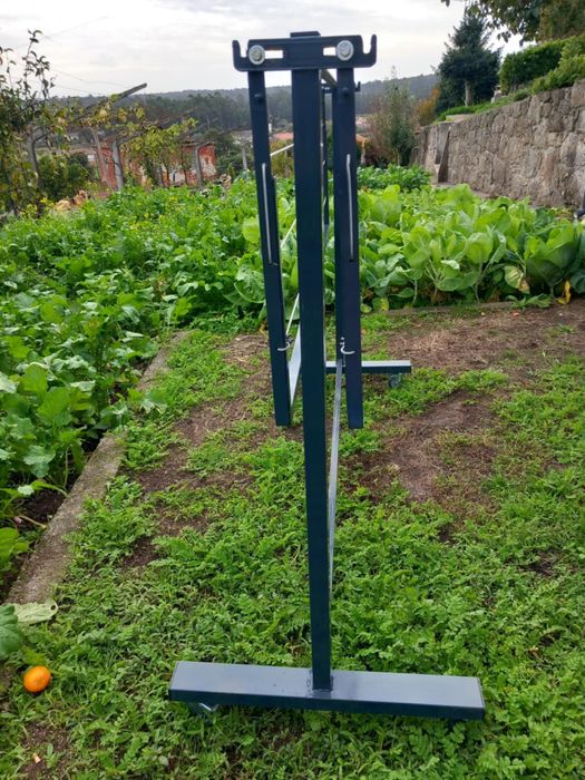 Estendal dobravel e com rodas